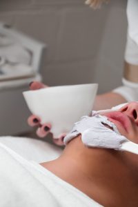 Gelaatsverzorging Zutendaal Limburg Jill Vannueten | Skincare, Beauty & Make-up